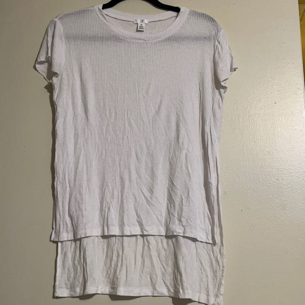 BP side split white tee